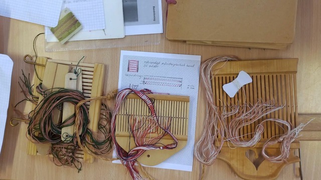 Boka Bandvävning i bandgrind – väv mönster  Med Katarina Frifarare