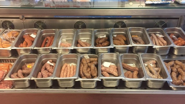 Boka Korv kurs hos Sandströms Kött & Chark