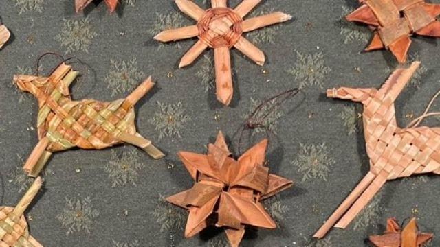 Boka Julpyssel - renar och stjärnor, flätteknik och vinterhantverk