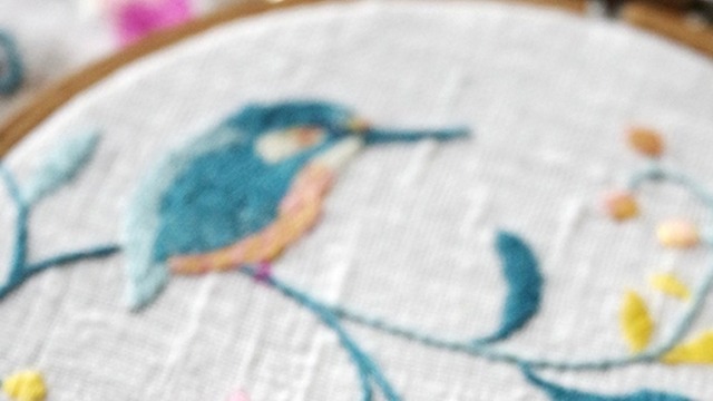 Boka Introduktion till Fritt broderi - tema fåglar