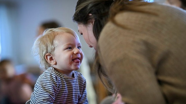 Boka Kom och sjung i Tolg, 0-5 år