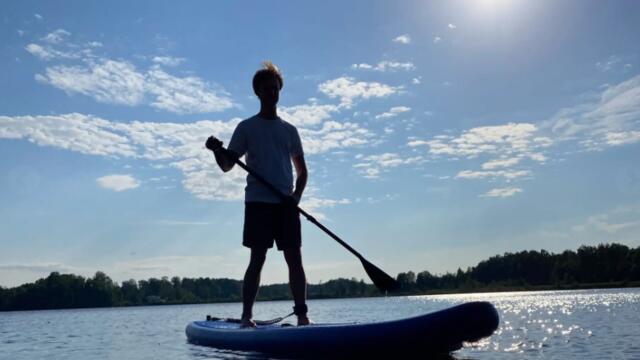 Boka BlackFlamingoBoard AB
