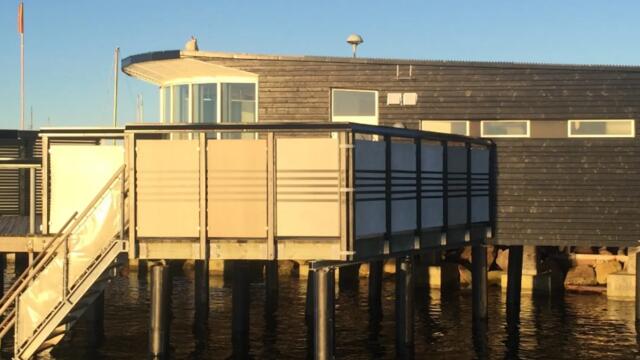 Boka Kvickbadhuset Höganäs